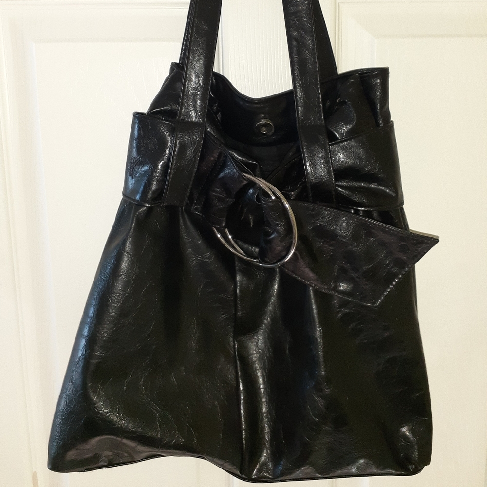 Purses - Picture 4 of 8